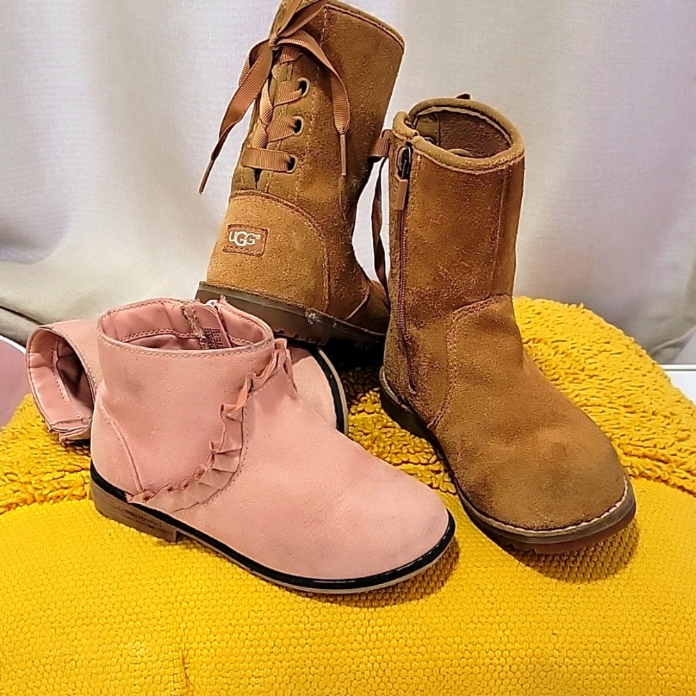 2 pairs of boots size 10